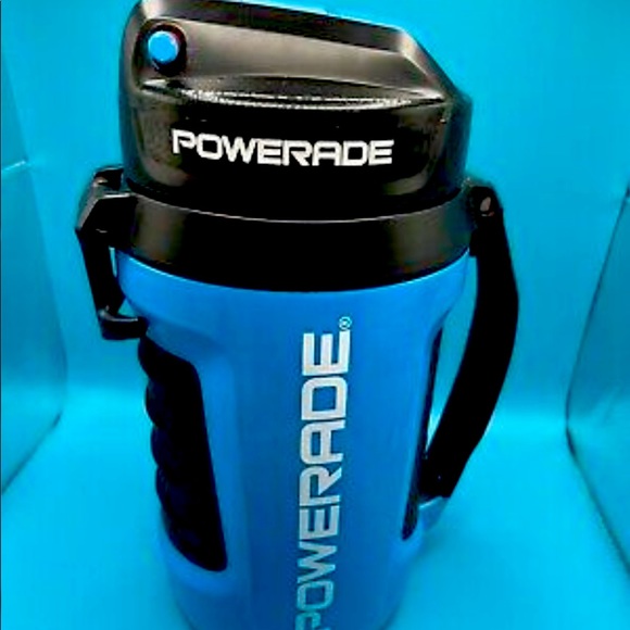 Powerade 64 oz Jug Thermos - Picture 3 of 3